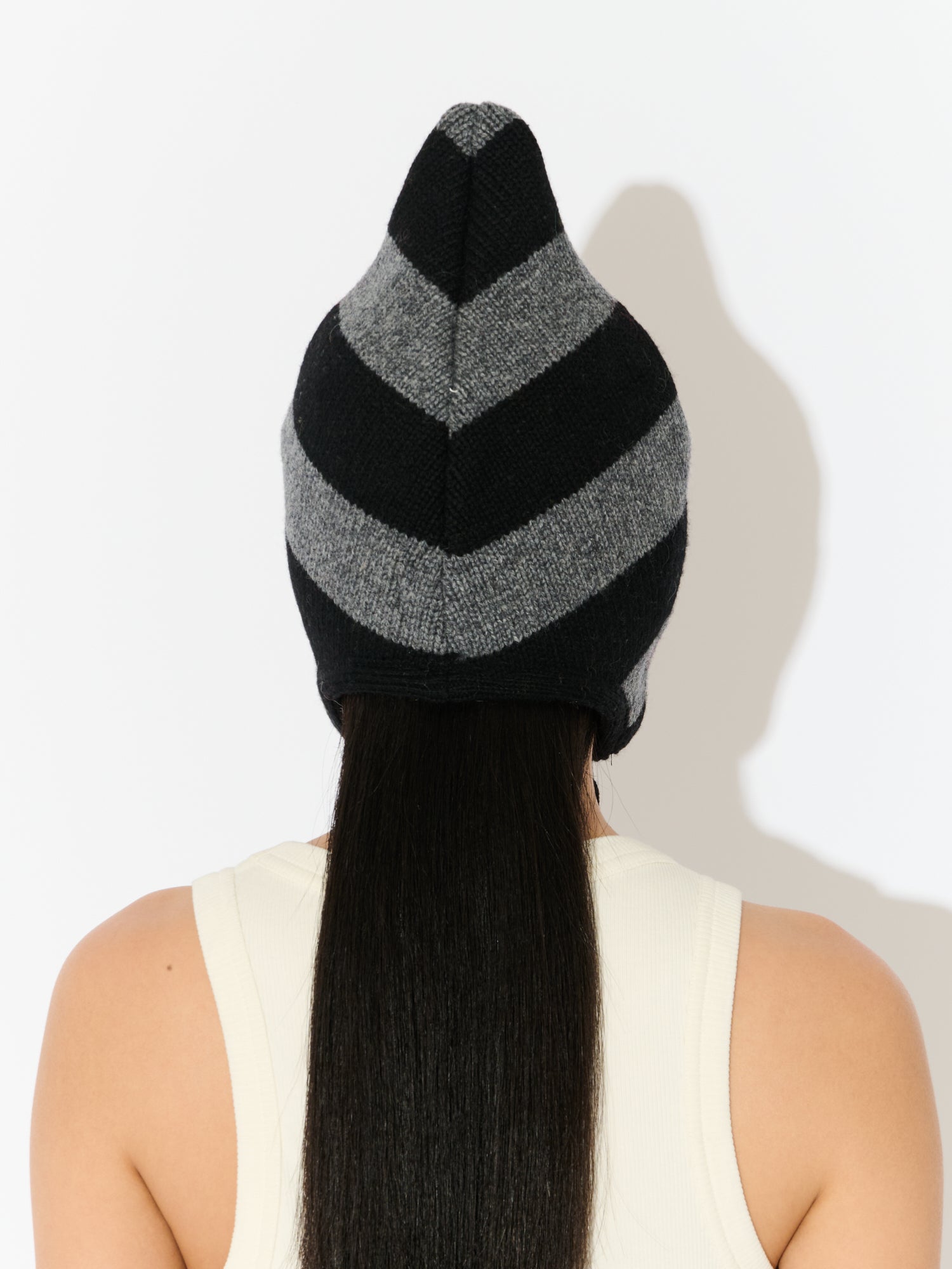 SPIKE BONNET in BLACK GREY STRIPE - Image 5