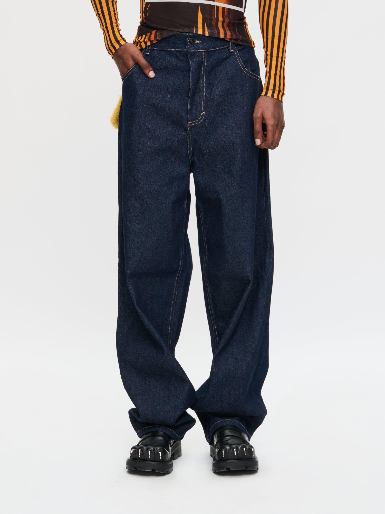 LOOSE FIT JEAN WITH KNITTED POCKET in INDIGO DENIM