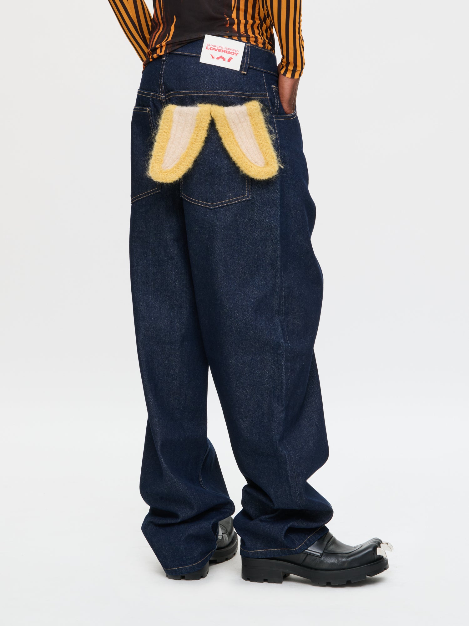LOOSE FIT JEAN WITH KNITTED POCKET in INDIGO DENIM - Image 3