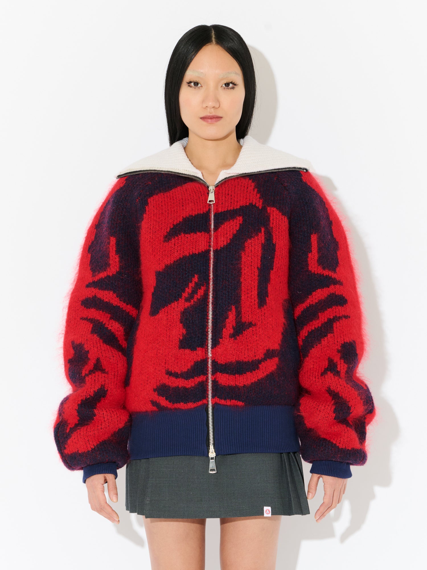 KNITTED PUFFER JACKET in RED NAVY WHITE - Image 3